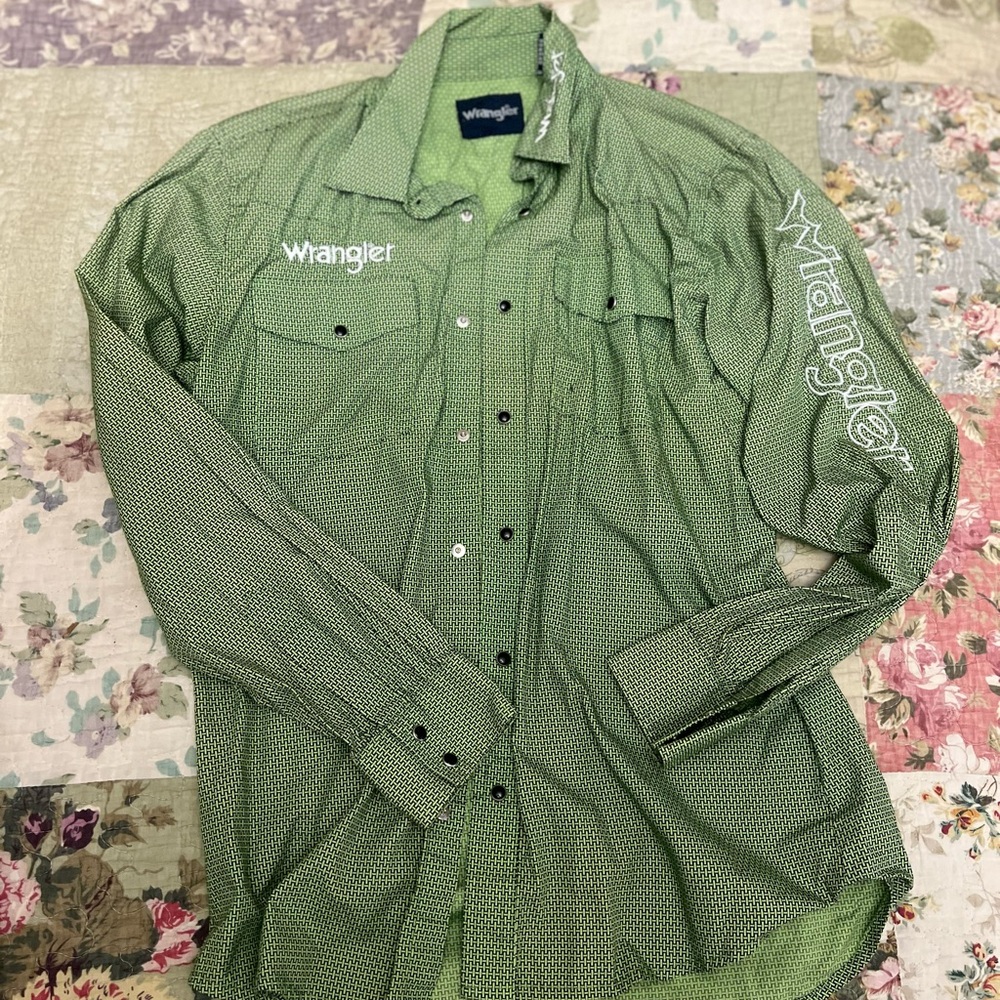 Wrangler Green Button-Up Shirt